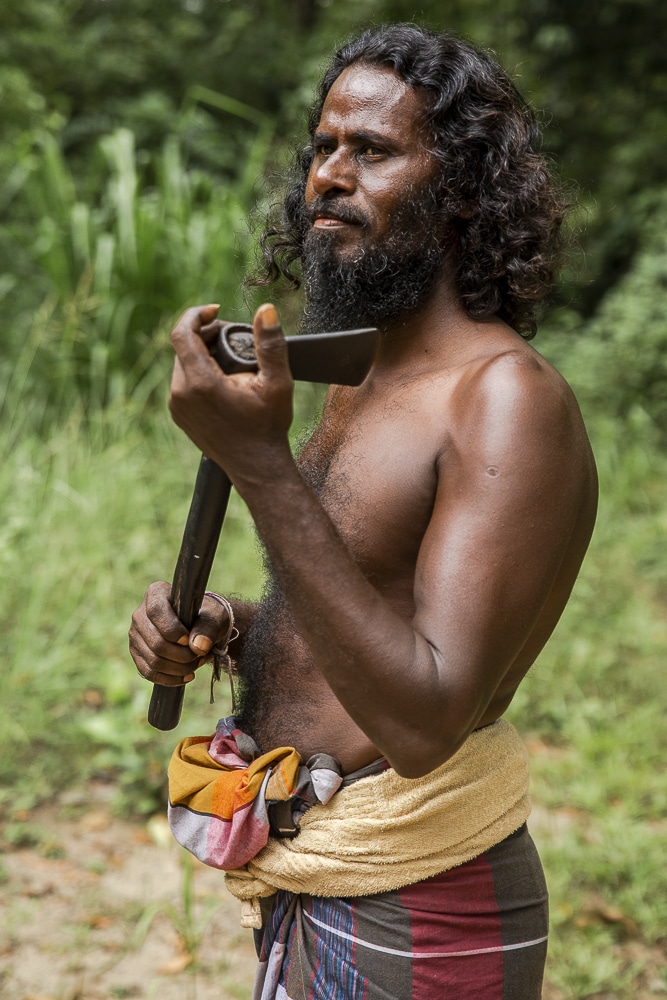 Portrait d'un homme Veddah au Sri Lanka