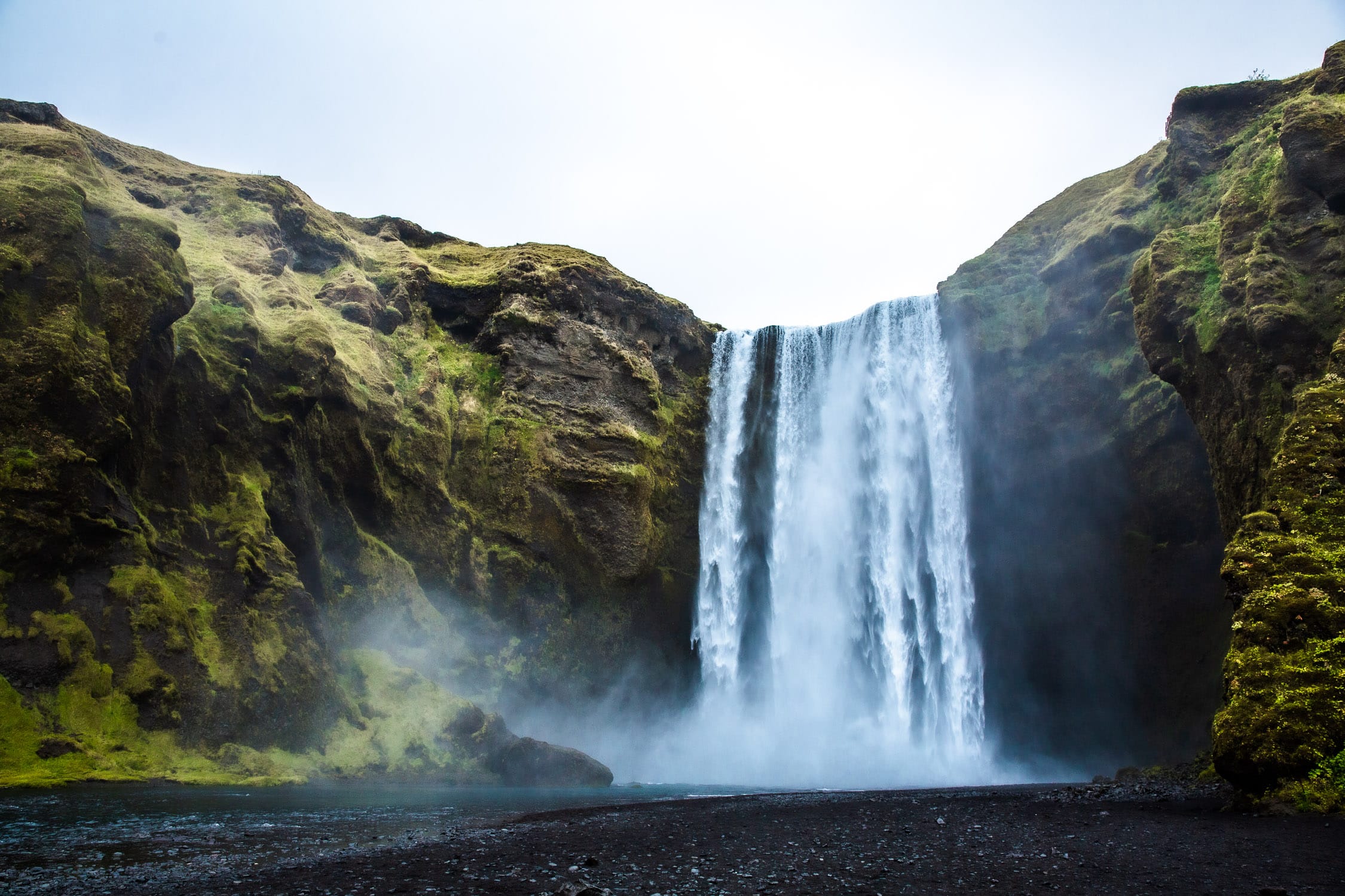 skogafoss-cascade-islande